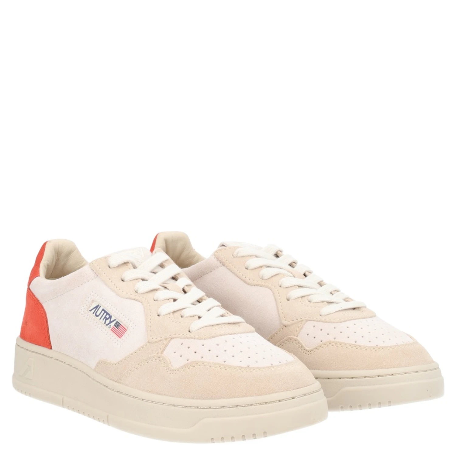 "MEDALIST LOW" SNEAKER