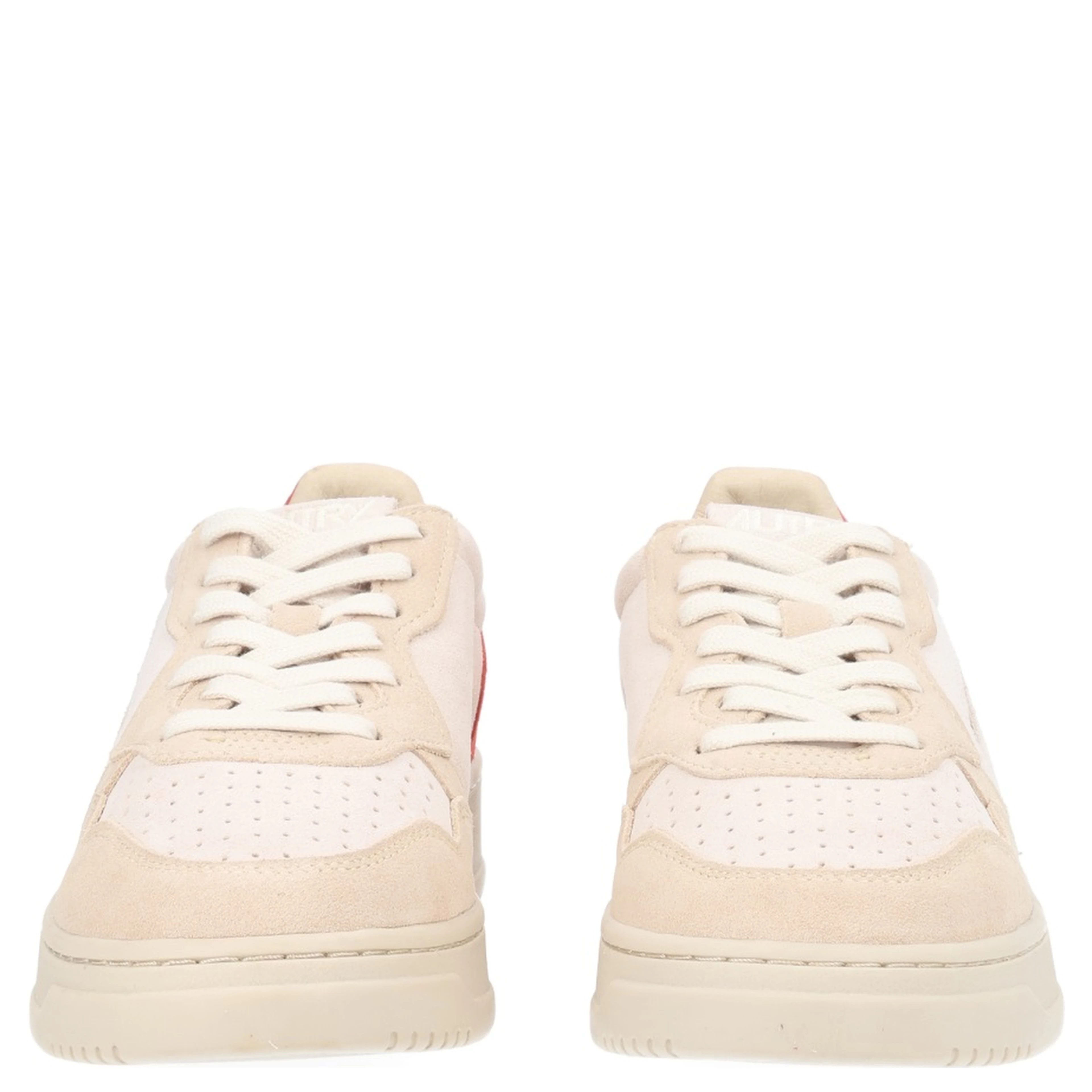 "MEDALIST LOW" SNEAKER