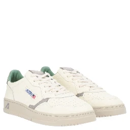 "MEDALIST LOW" SNEAKER