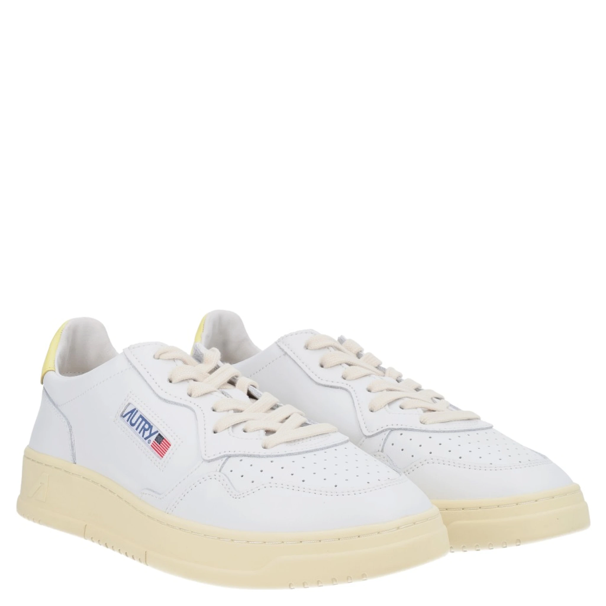 "MEDALIST LOW" SNEAKER