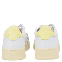 "MEDALIST LOW" SNEAKER