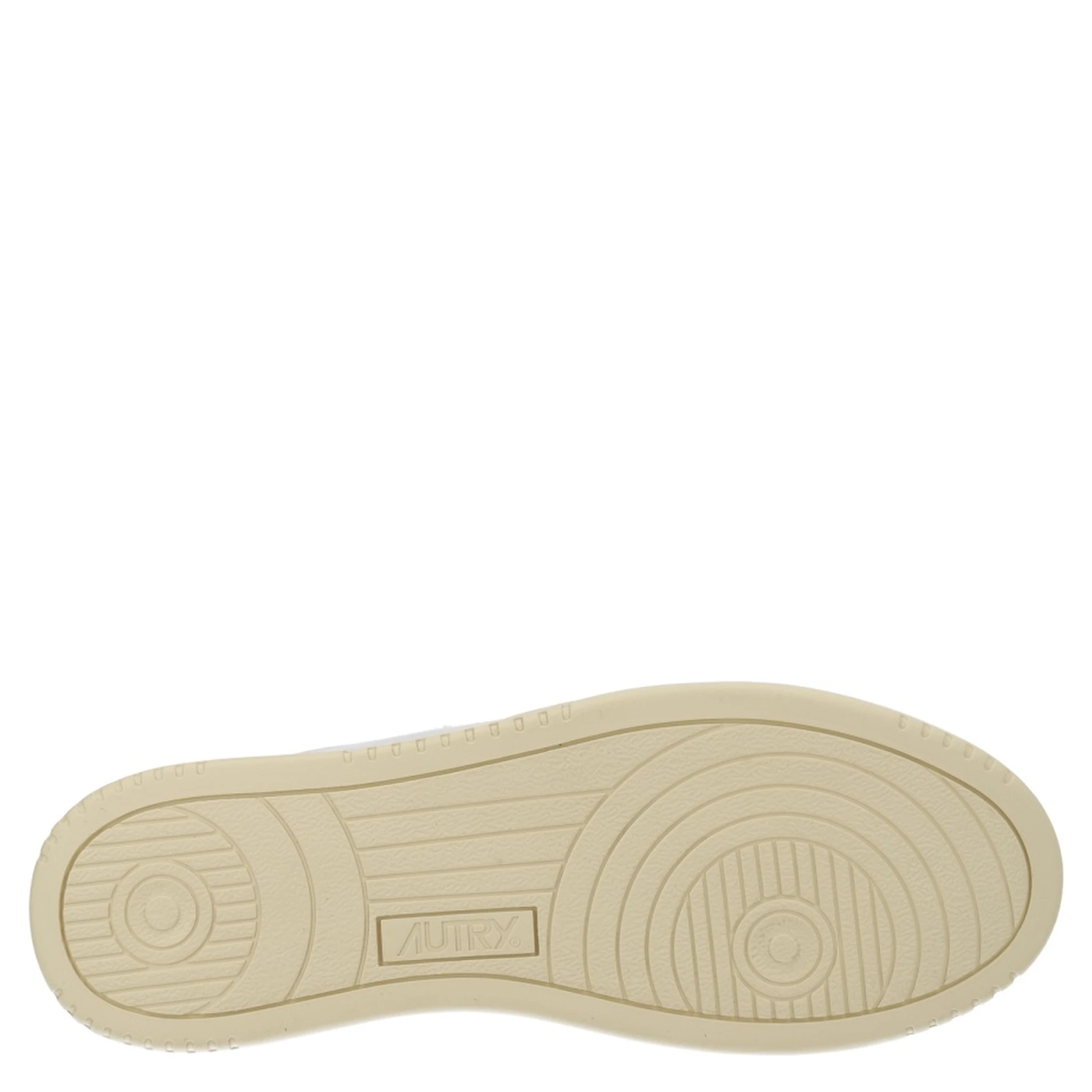 "MEDALIST LOW" SNEAKER