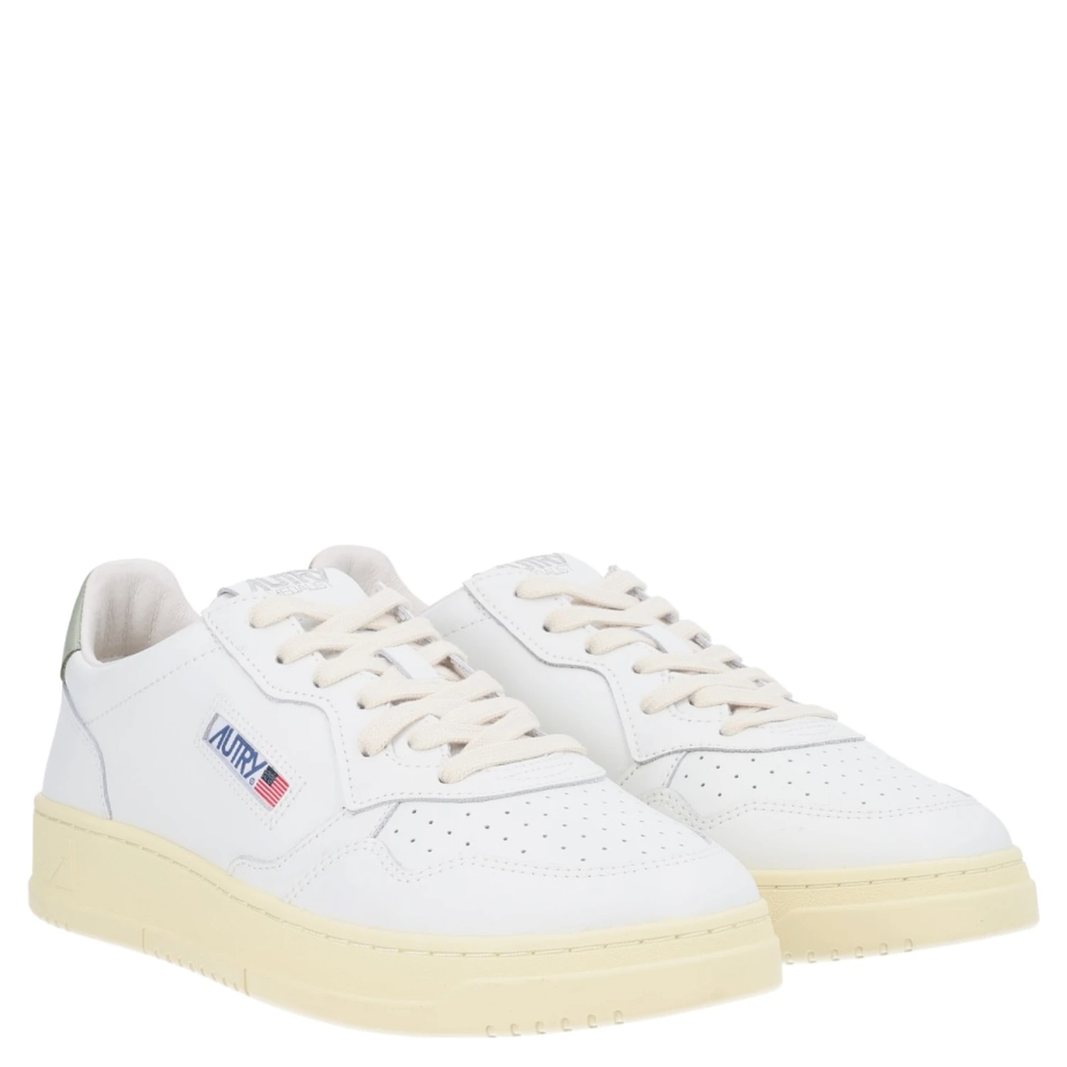 "MEDALIST LOW" SNEAKER