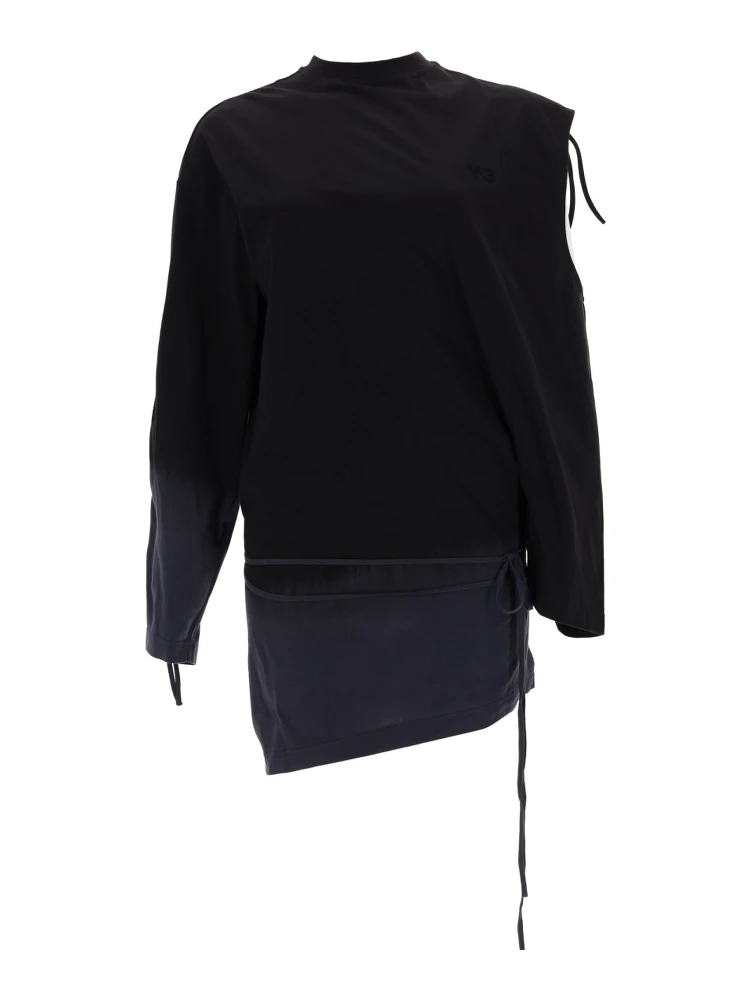 T-SHIRT WITH CUT-OUT DETAIL