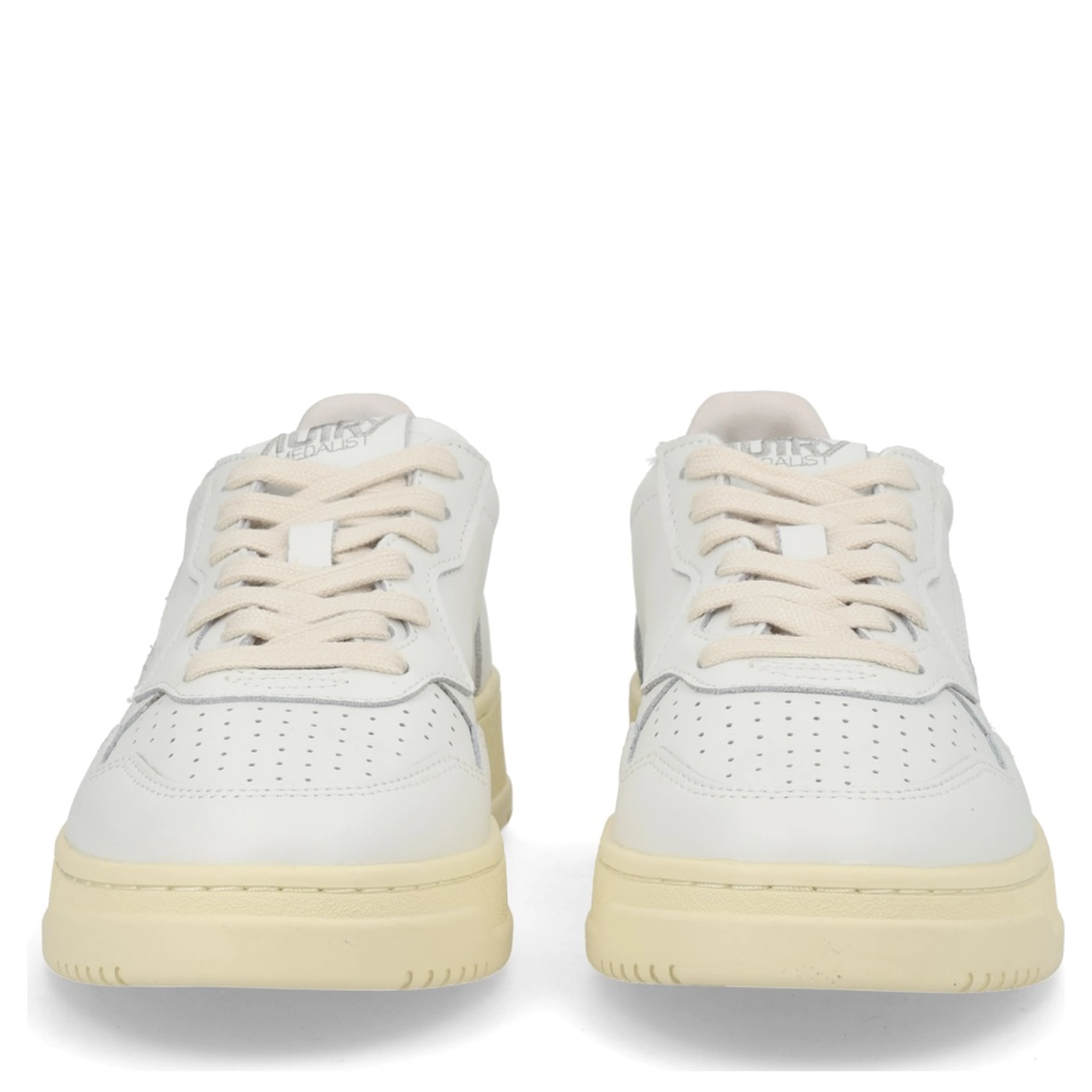 "MEDALIST LOW" SNEAKER