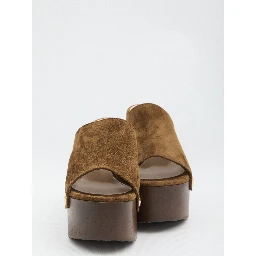 صندل أرديا ذو الكعب العريض