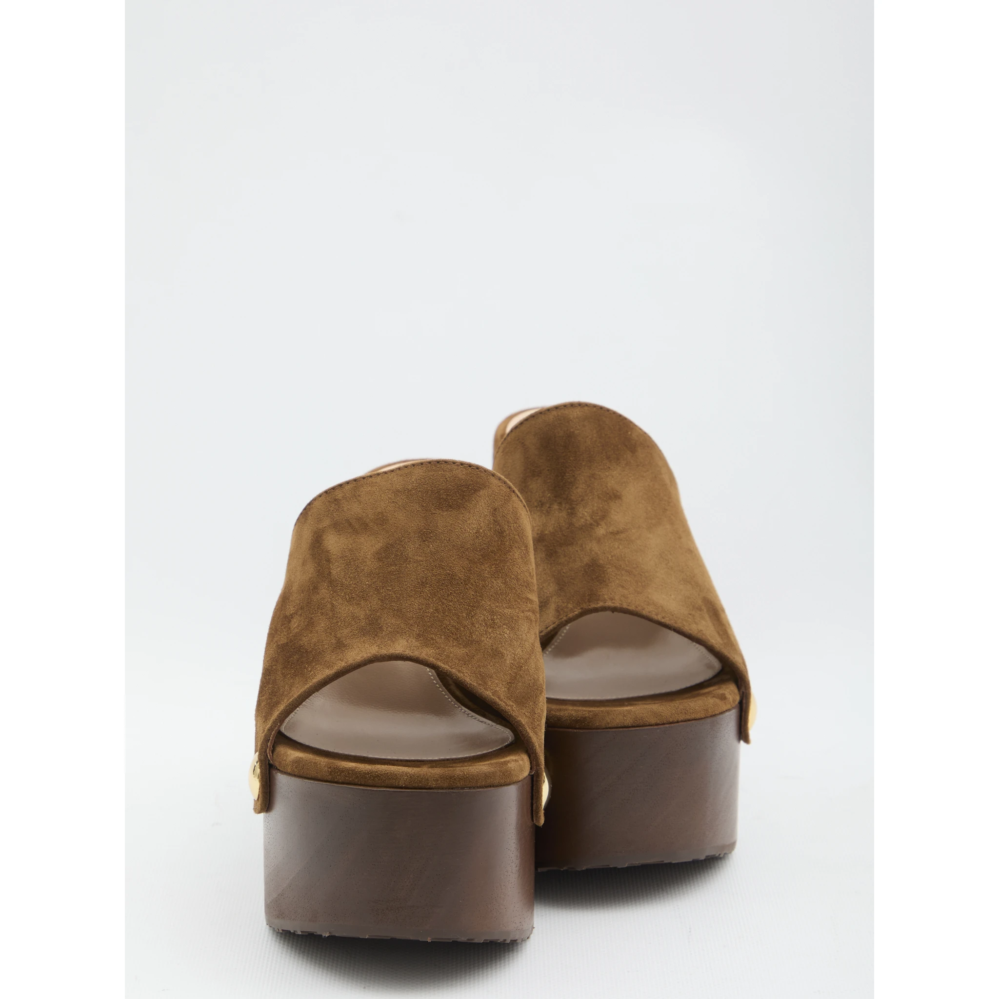 صندل أرديا ذو الكعب العريض