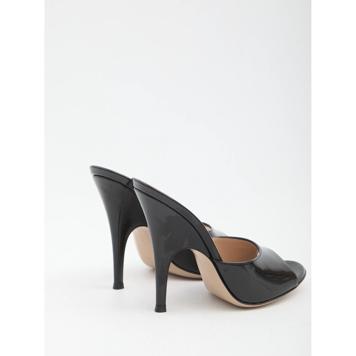 Sofia mules