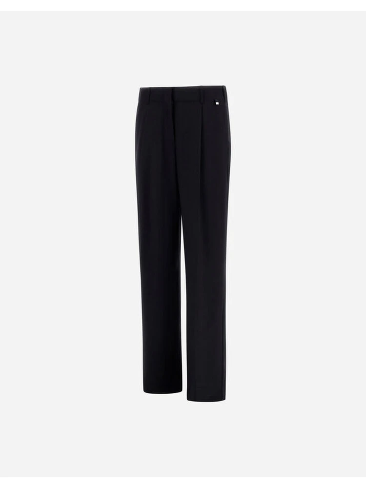 Pants in light stretch alternative