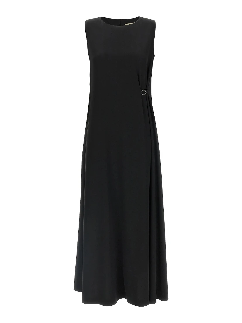 Sleeveless long dress