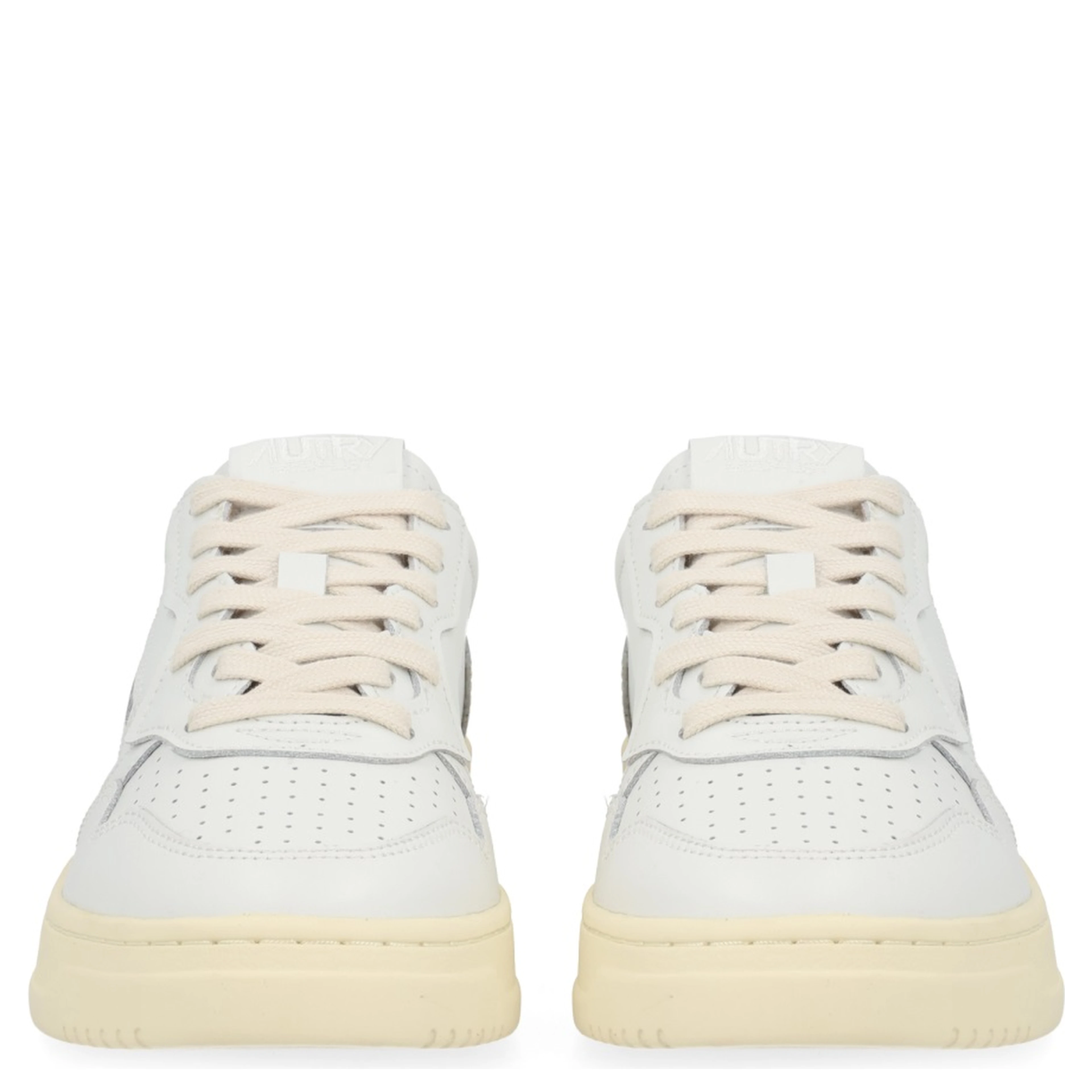 "MEDALIST LOW" SNEAKER