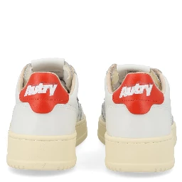 "MEDALIST LOW" SNEAKER