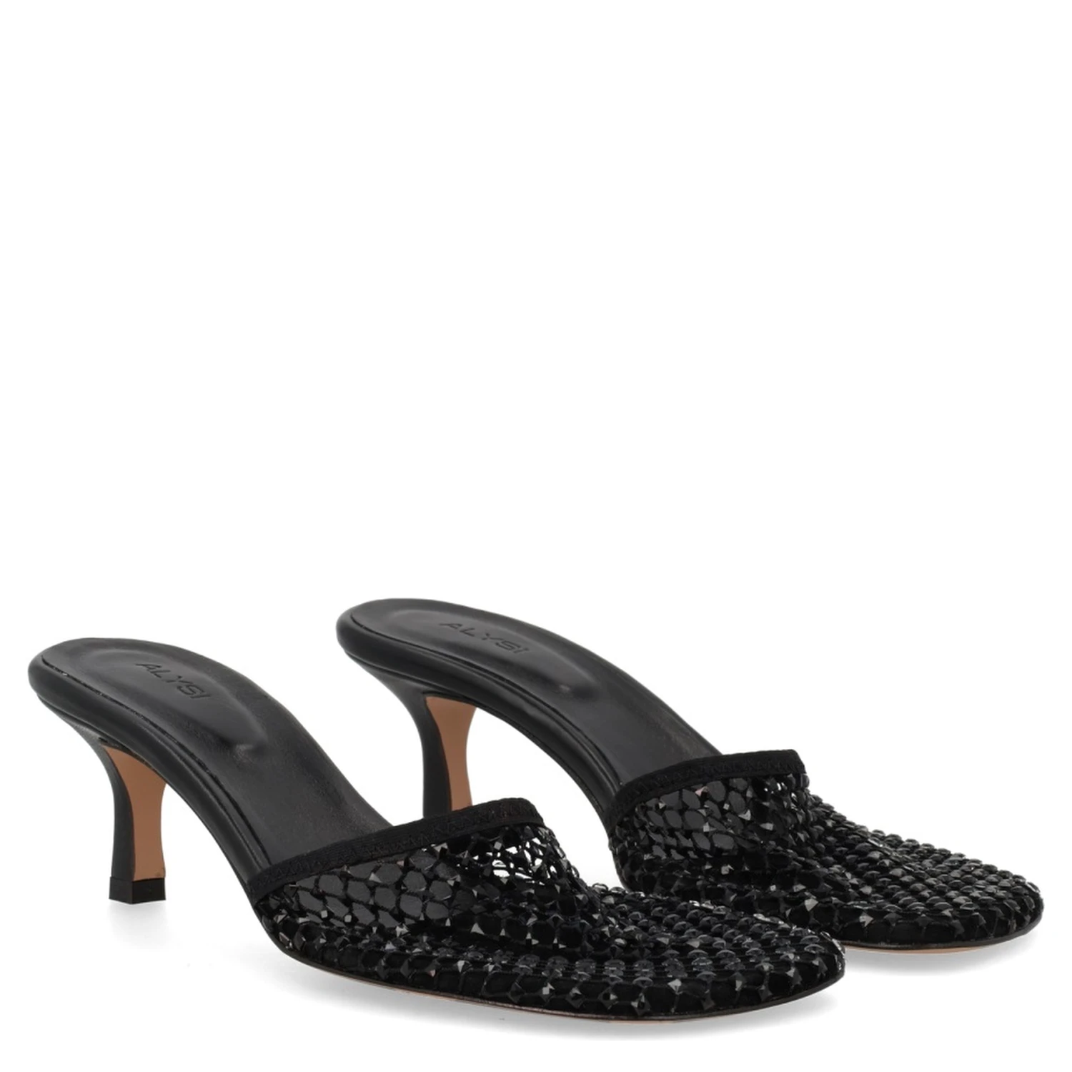 HEELED SHOE