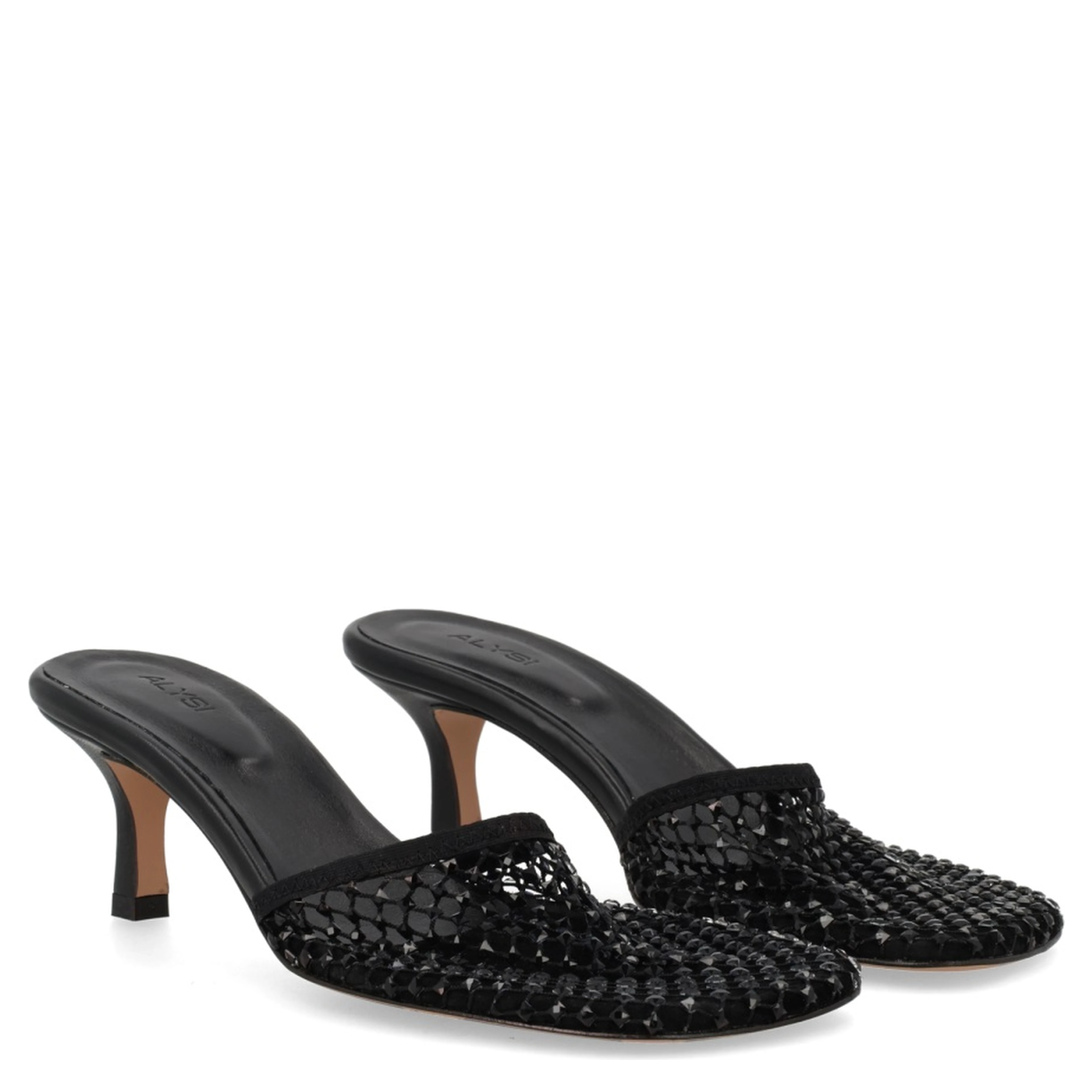 HEELED SHOE