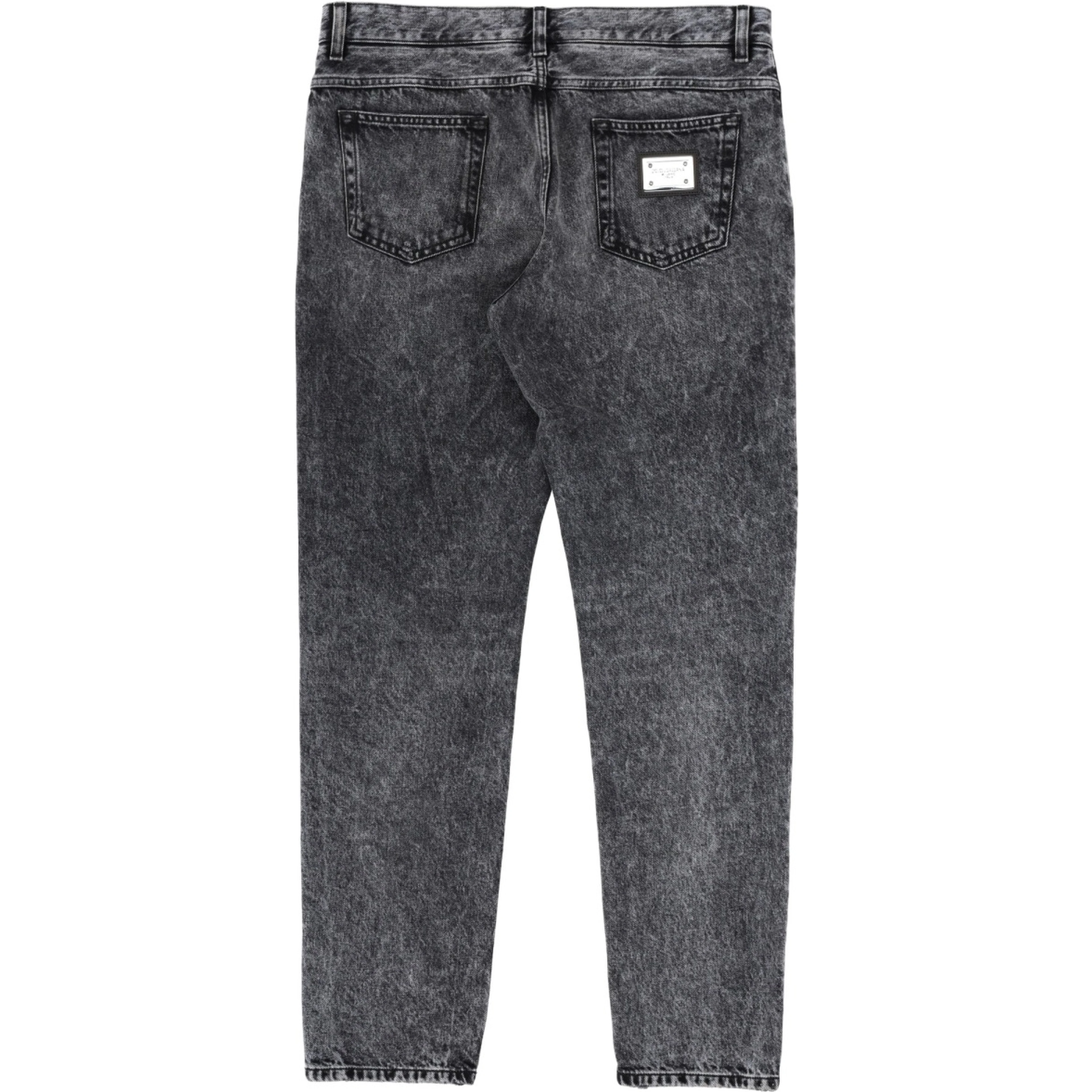 JEANS IN DENIM