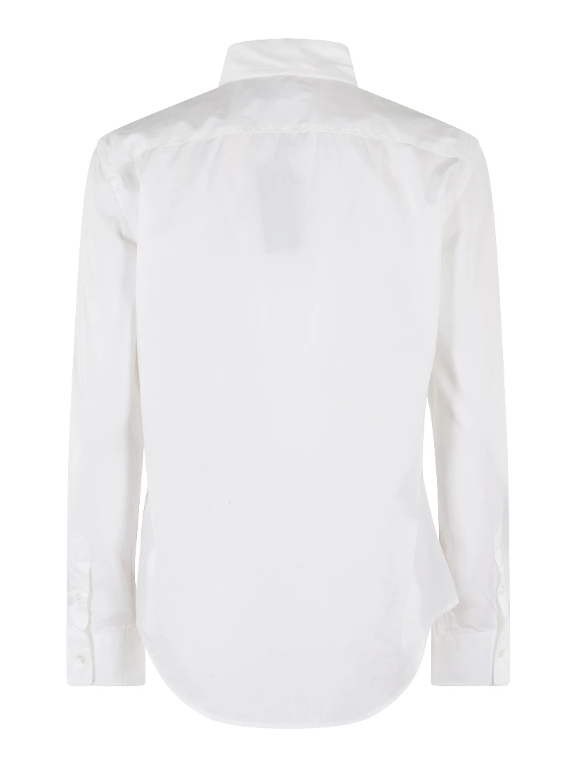 قميص بأكمام طويلة