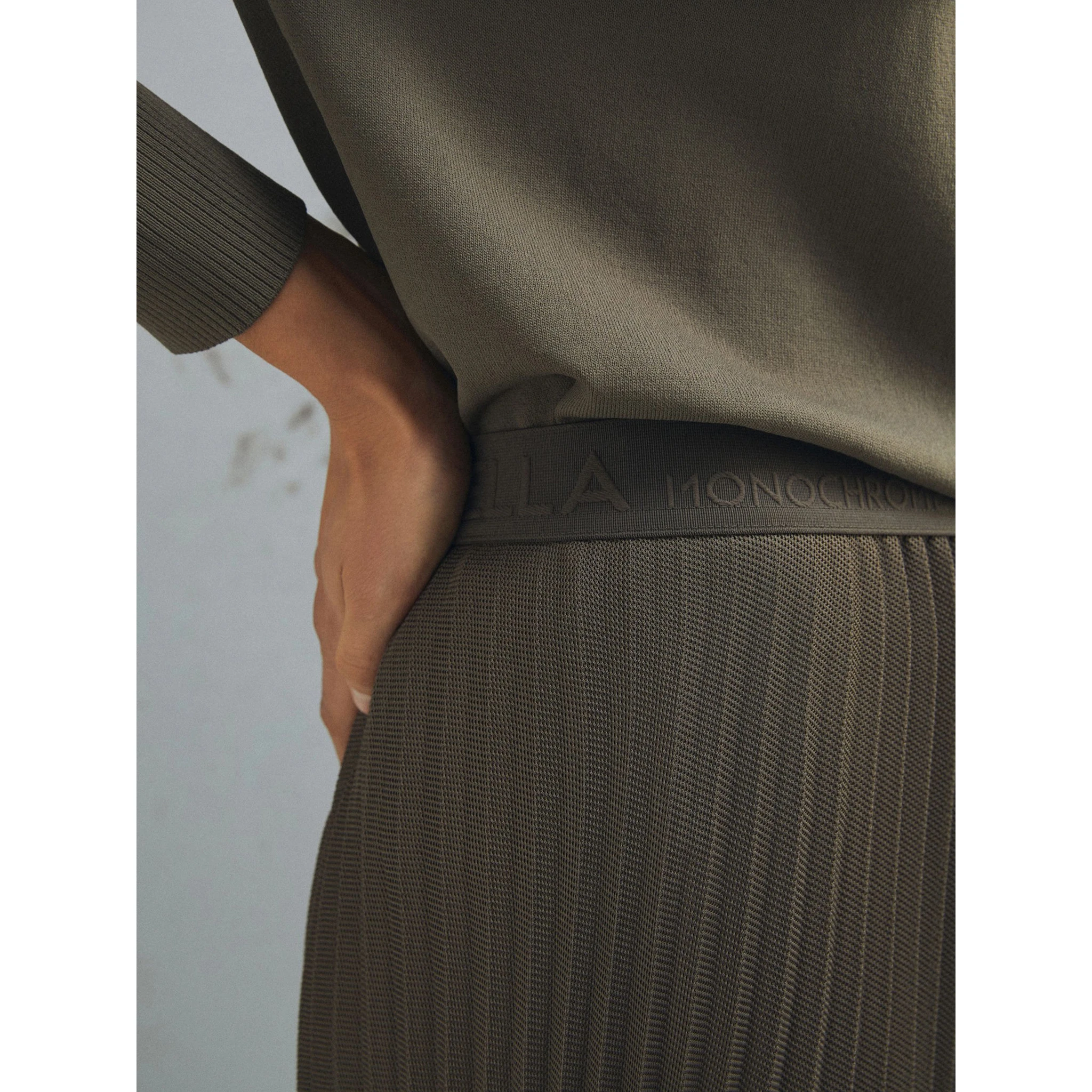 تنورة ماريلا إم إل إم جي إيه بي آي إيه