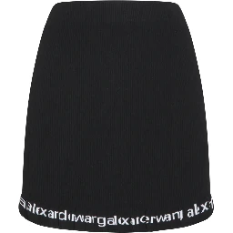 تنانير ألكسندر وانغ سوداء