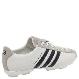 حذاء رياضي أبيض من طراز Y-3