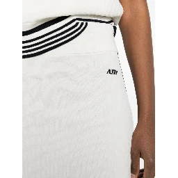 تنانير أوتري بيضاء