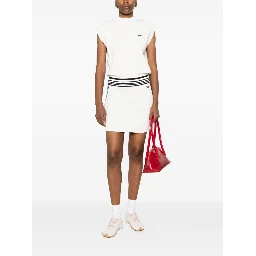 كنزات أوتري بيضاء