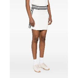 تنانير أوتري بيضاء