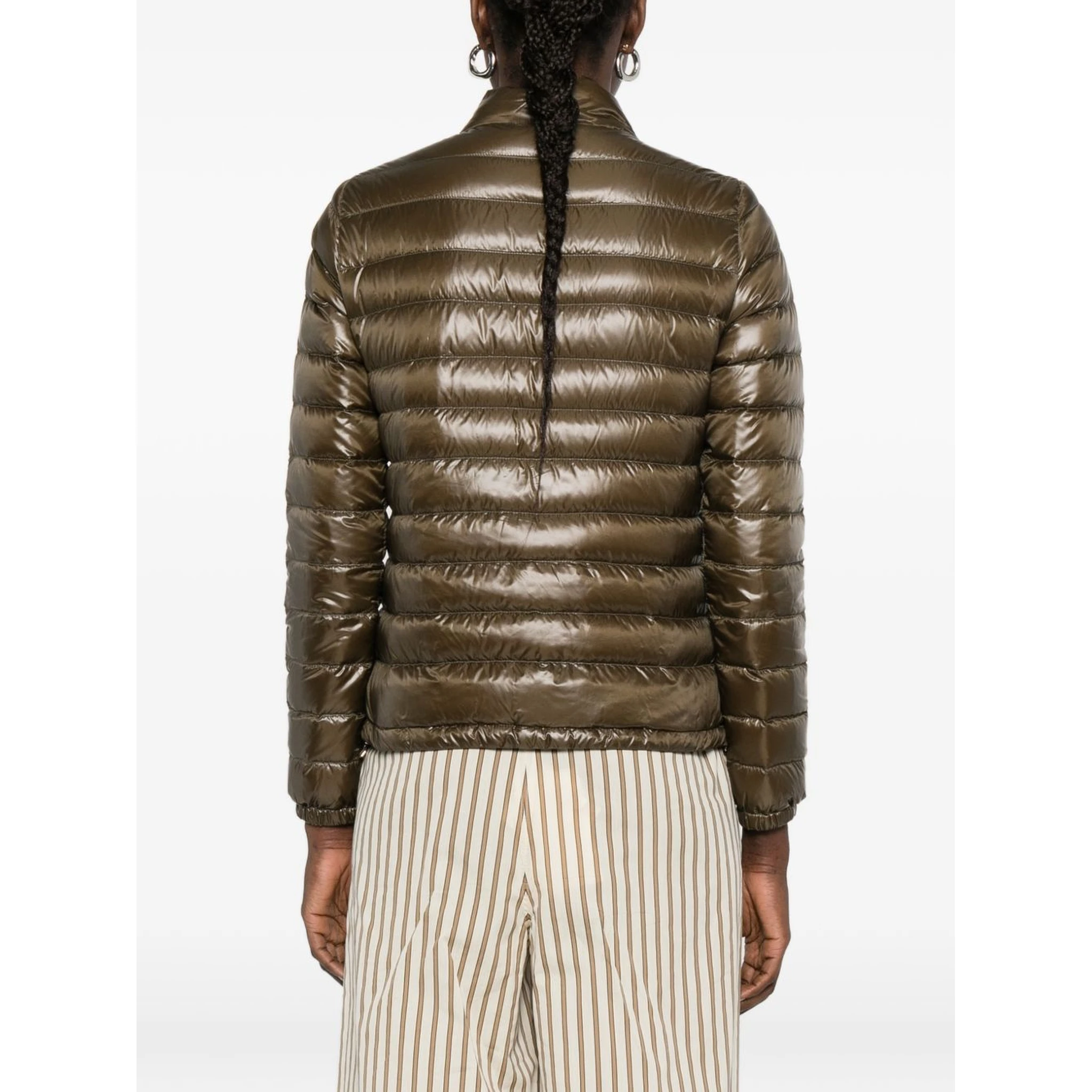 معاطف هيرنو