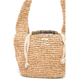 حقائب باربور.. طبيعية