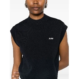 كنزات أوتري زرقاء