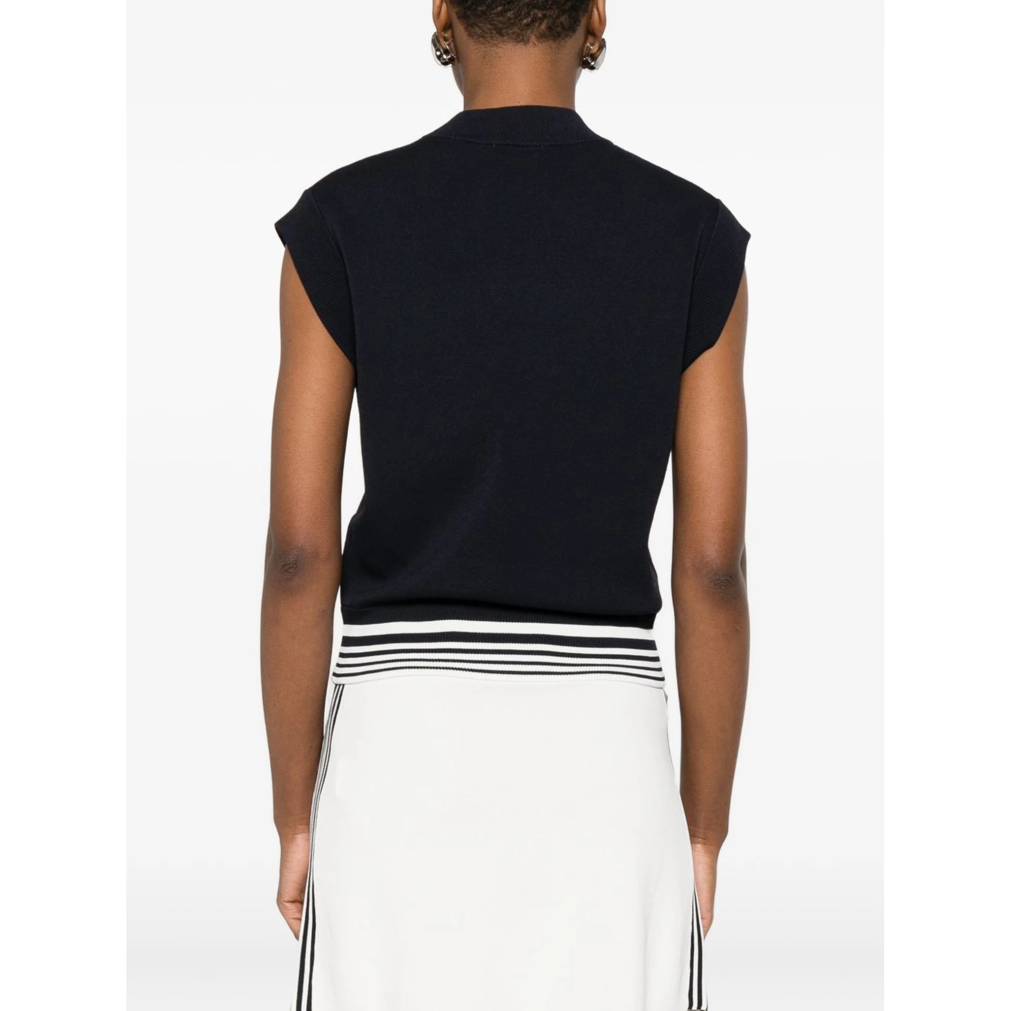 كنزات أوتري زرقاء