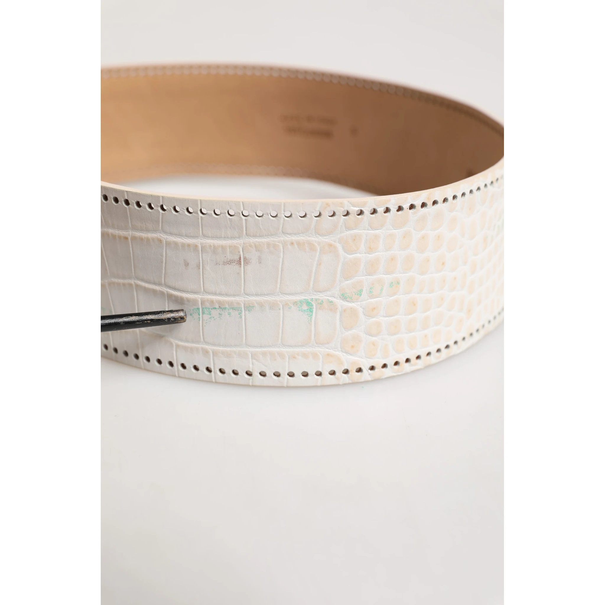 White Textured Leather Wide SilverMetal Buckle Belt