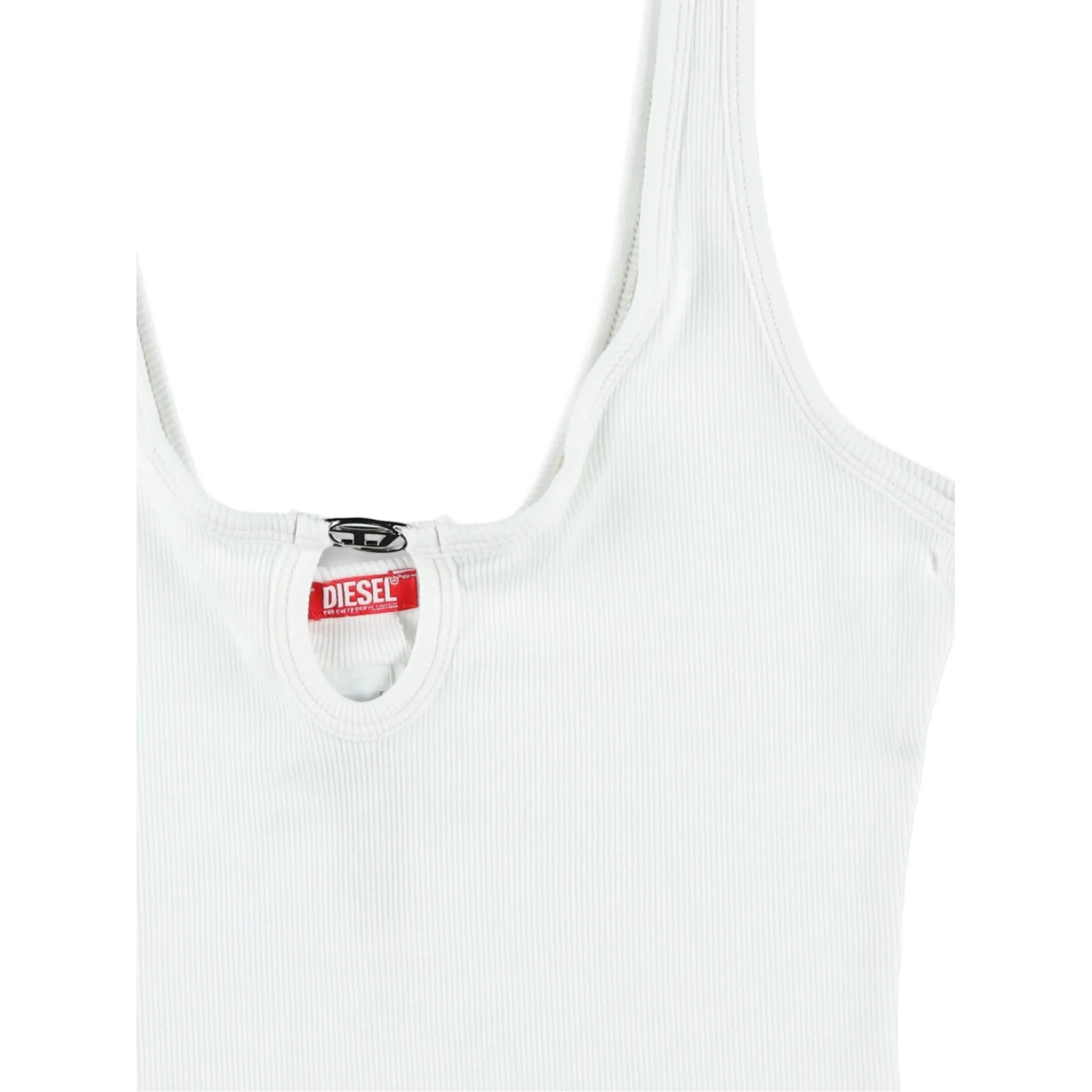 قمصان ديزل بيضاء