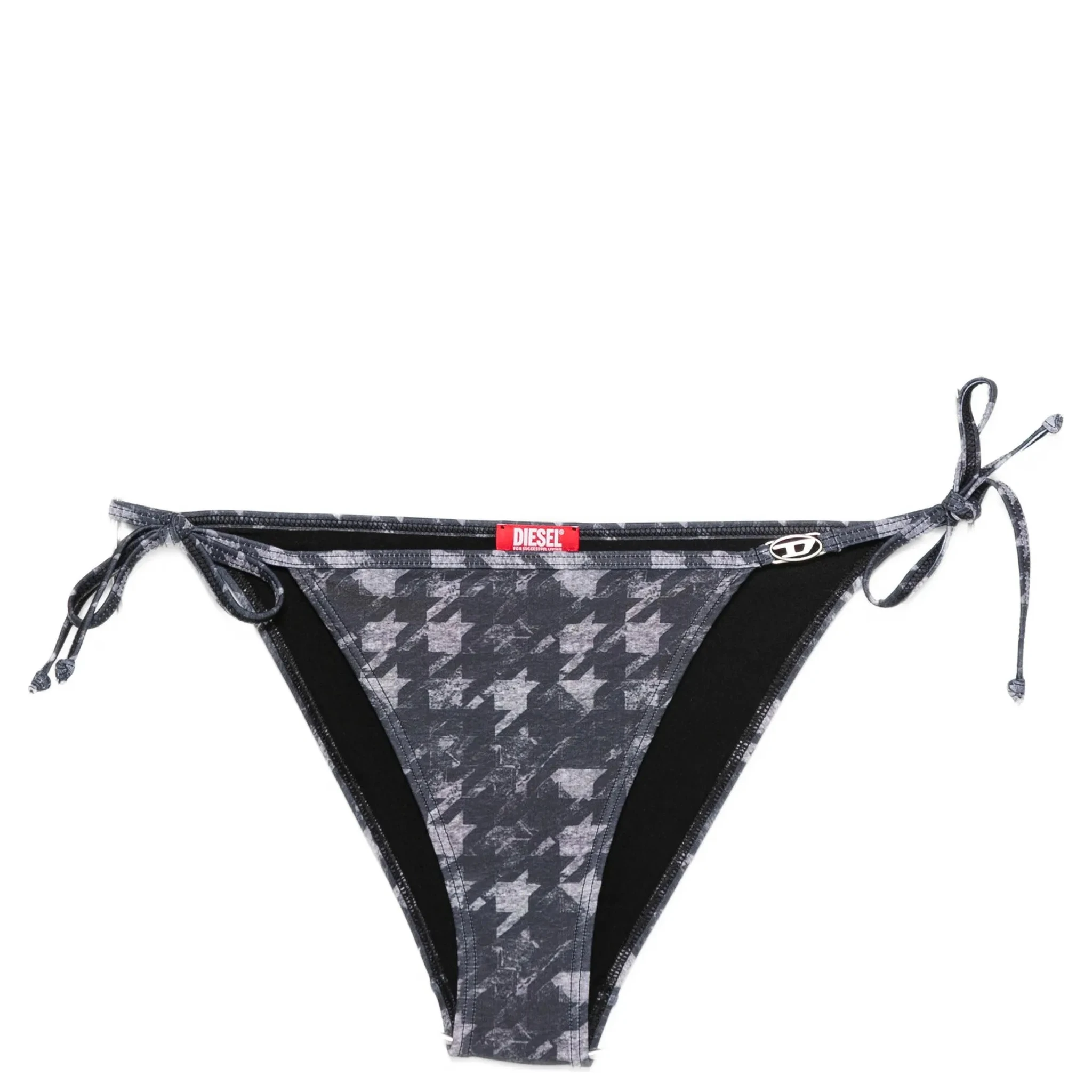 ملابس ديزل سي سوداء