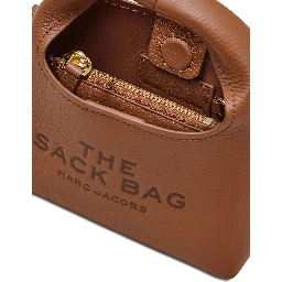 حقائب مارك جاكوبس.. بني