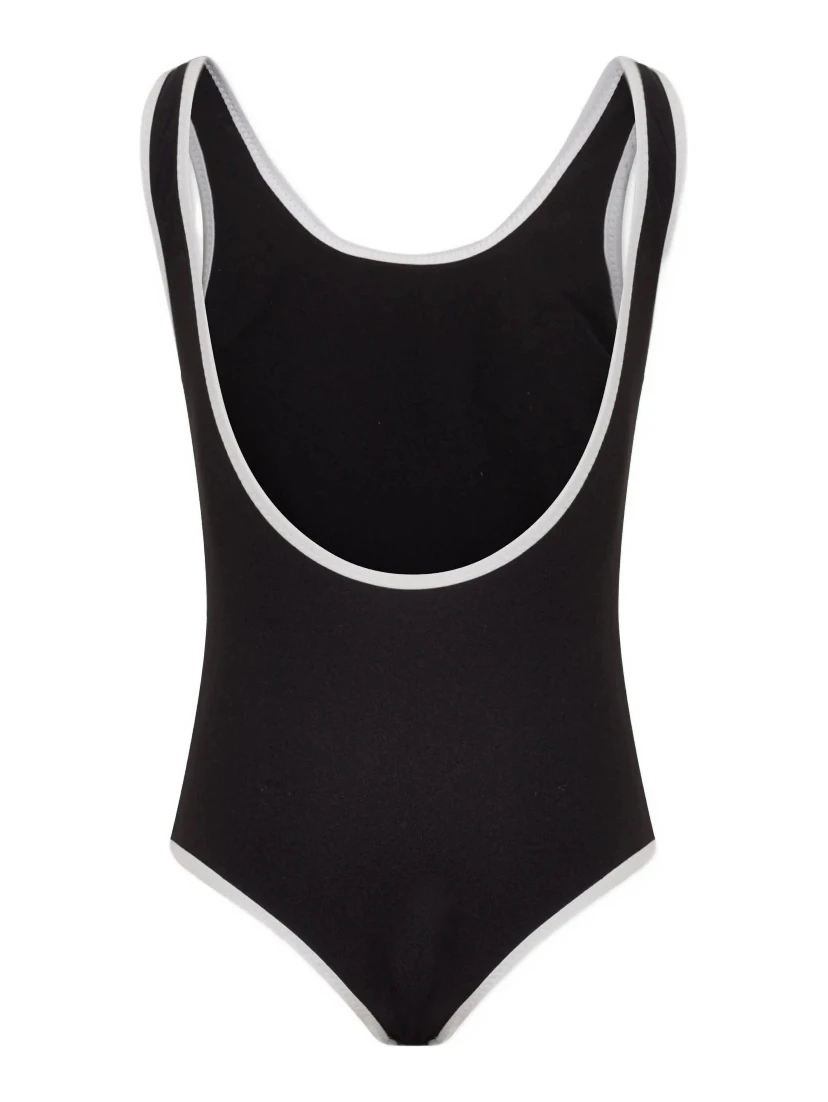 ملابس بالمان سي باللون الأسود