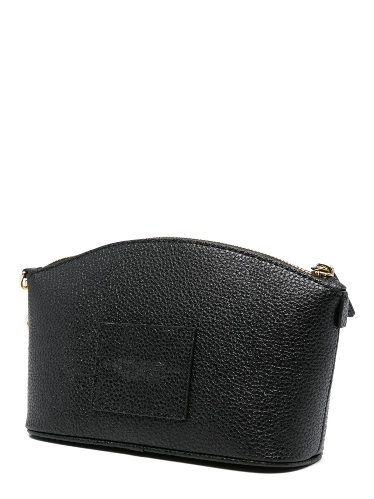 حقائب مارك جاكوبس.. سوداء alternative