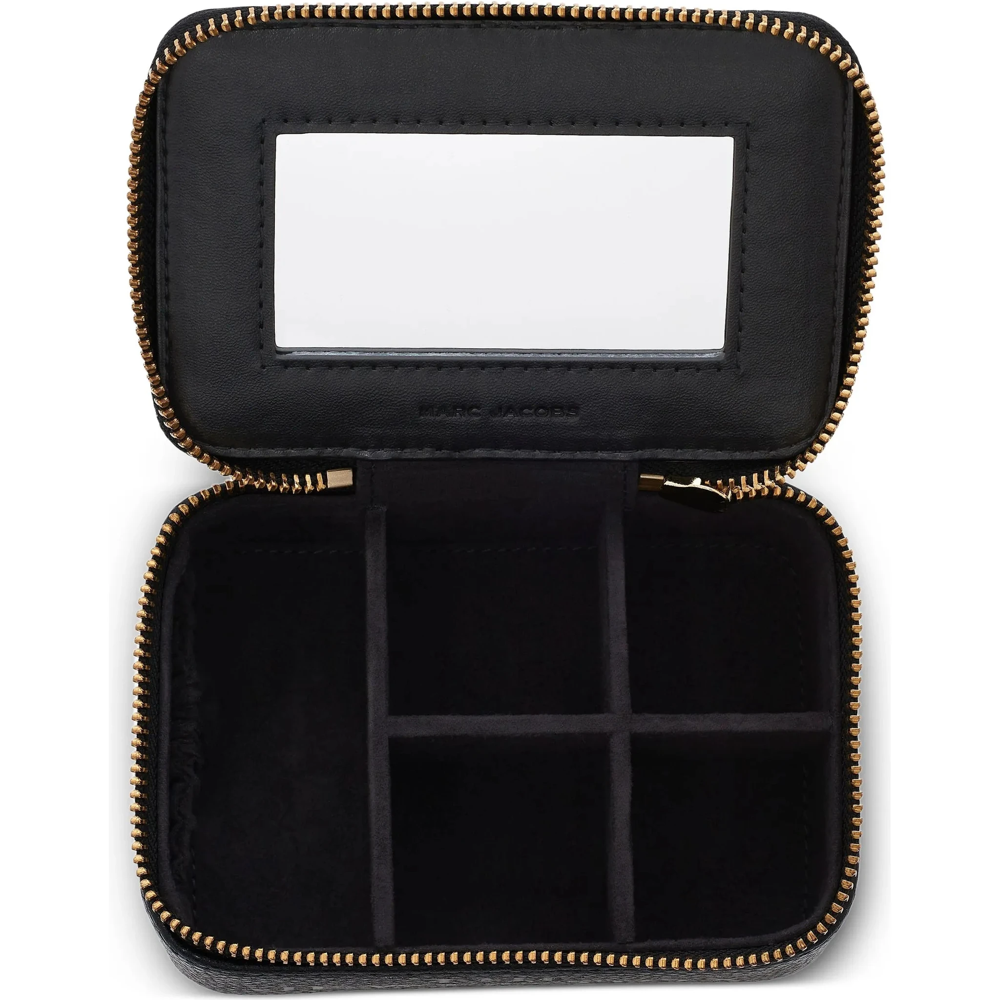 حقائب مارك جاكوبس.. سوداء