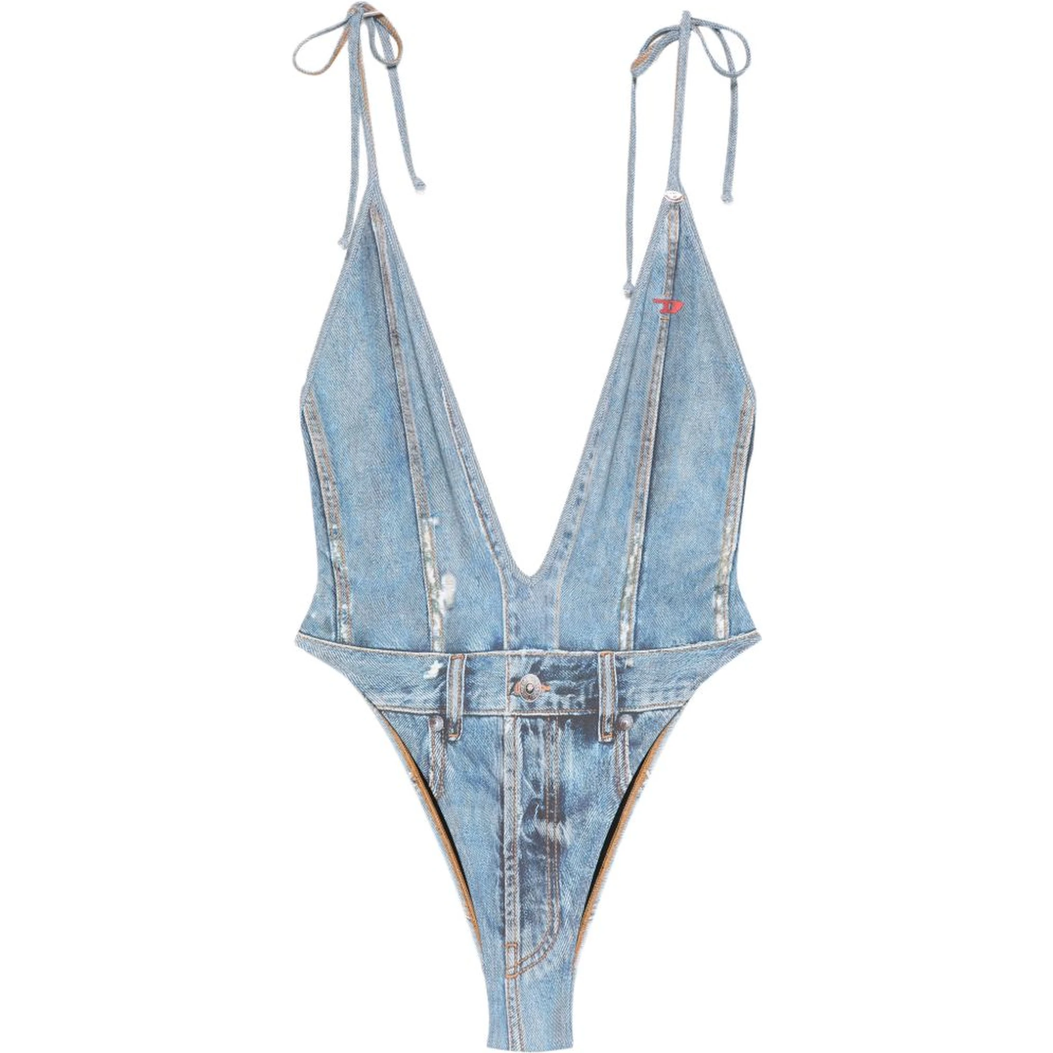 ملابس ديزل سي، لون أزرق