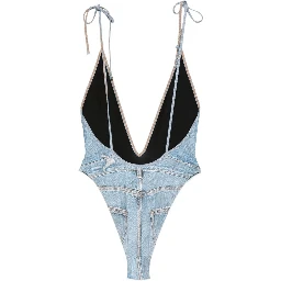 ملابس ديزل سي، لون أزرق