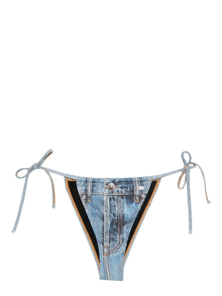 ملابس ديزل سي، لون أزرق