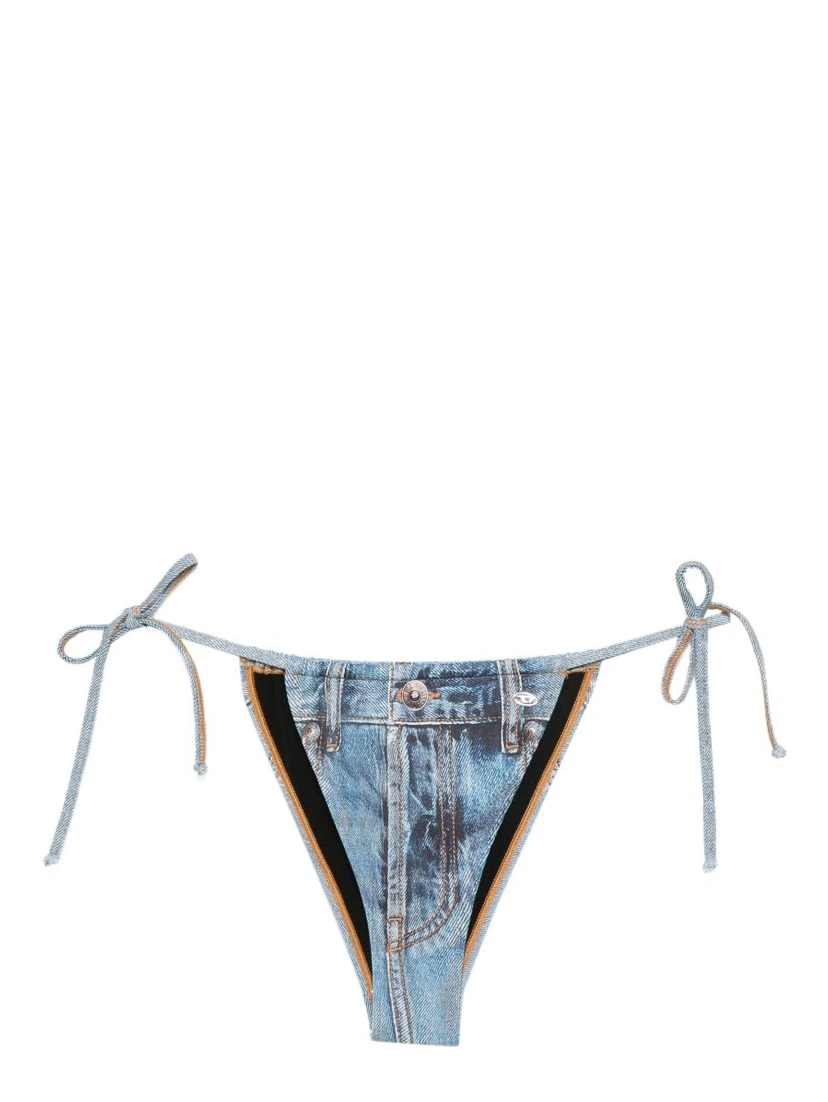 ملابس ديزل سي، لون أزرق