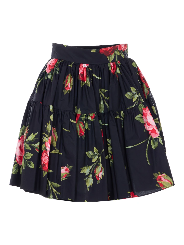 تنانير دولتشي آند غابانا سوداء