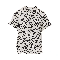 قمصان كلوي البيضاء