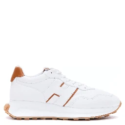 حذاء رياضي أبيض من هوجان