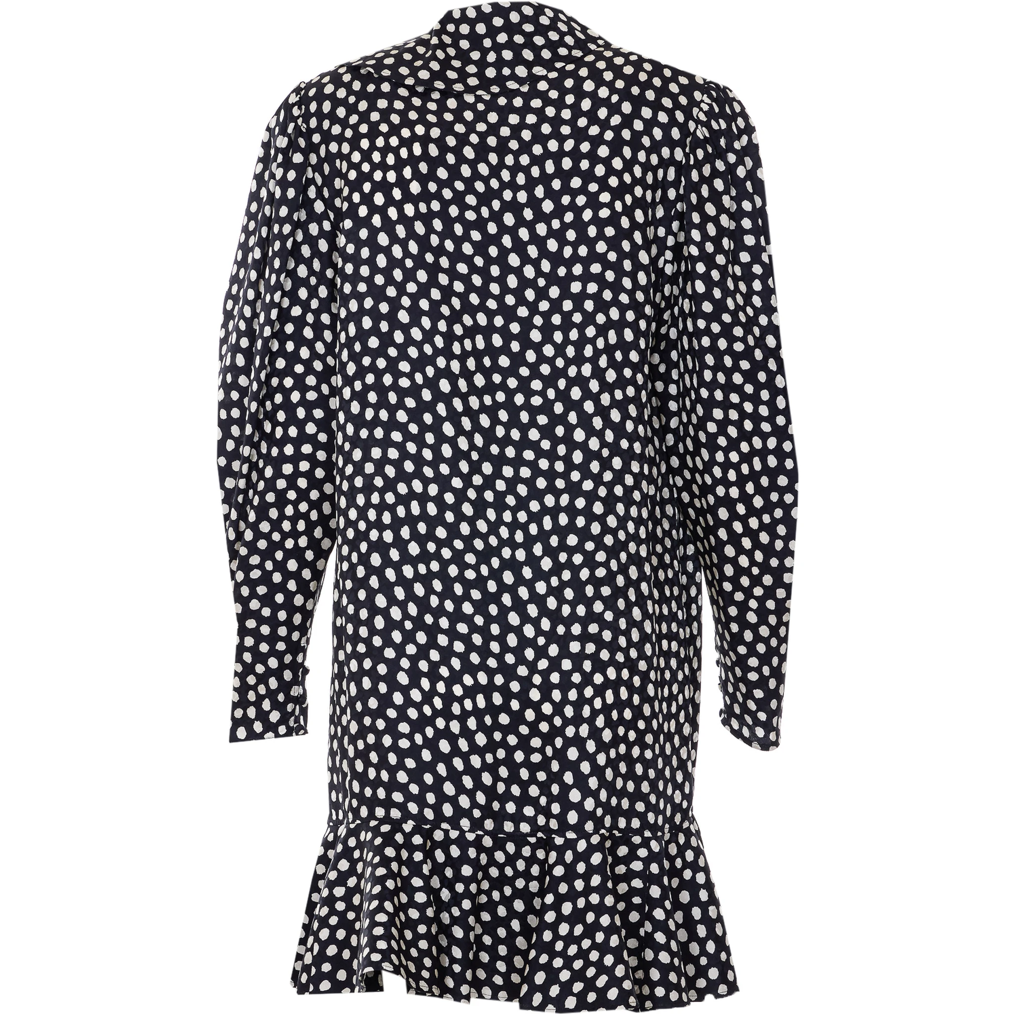 فساتين كلوي السوداء