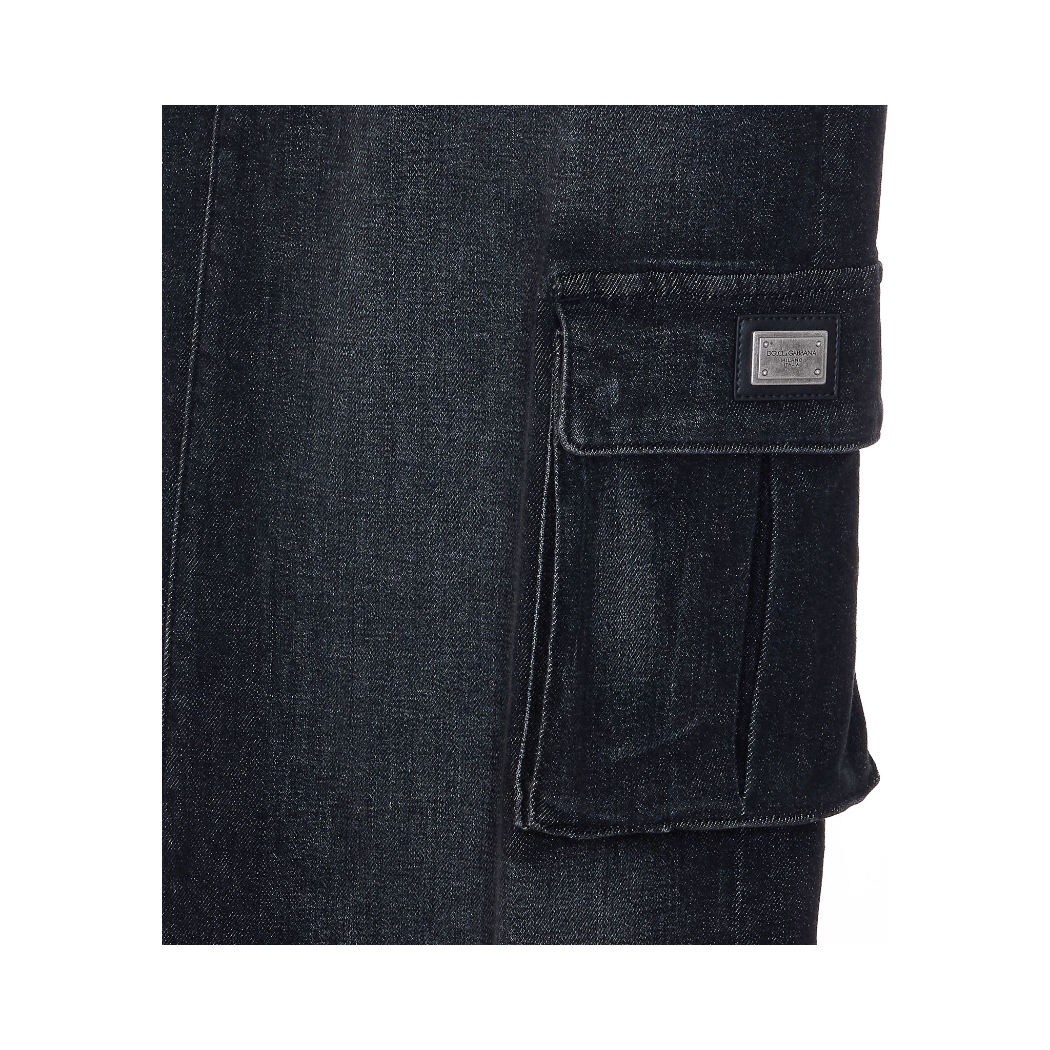 تنانير دولتشي آند غابانا سوداء