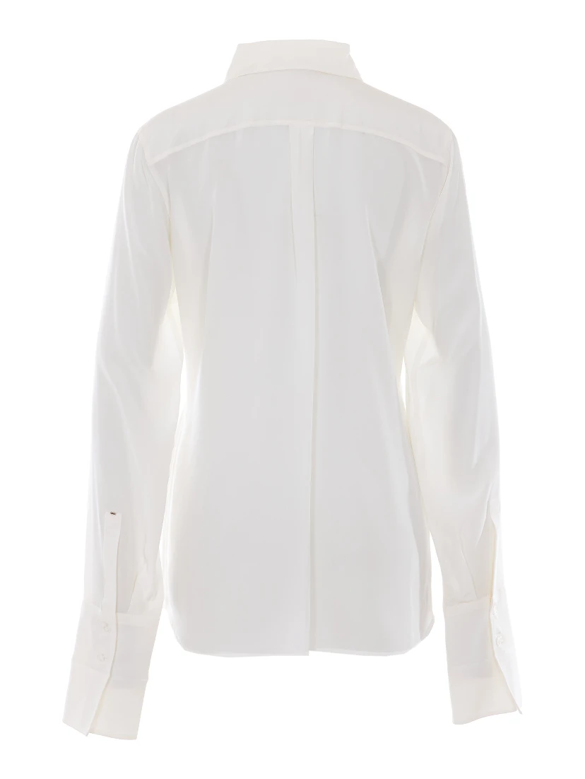 قمصان سبورت ماكس بيضاء