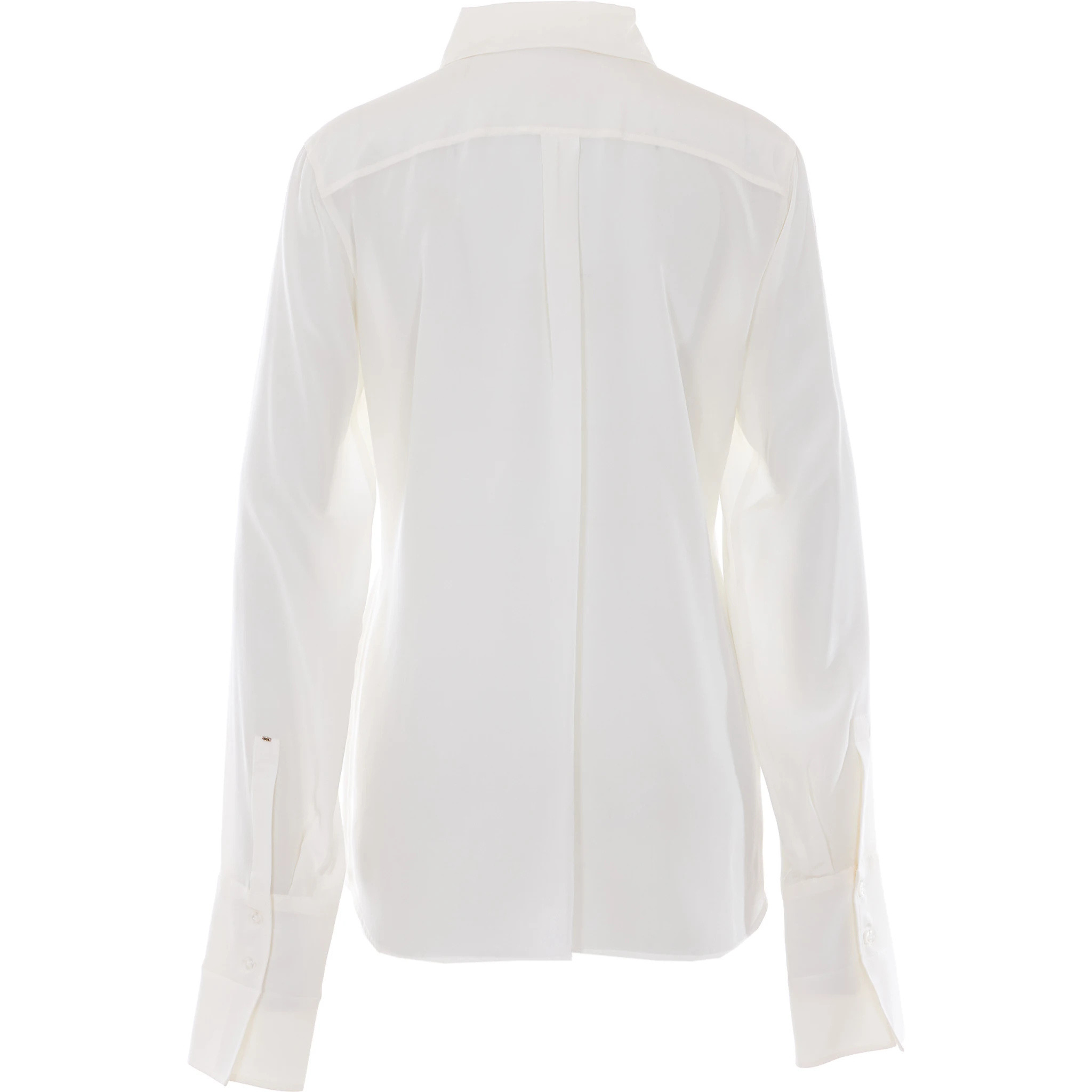 قمصان سبورت ماكس بيضاء