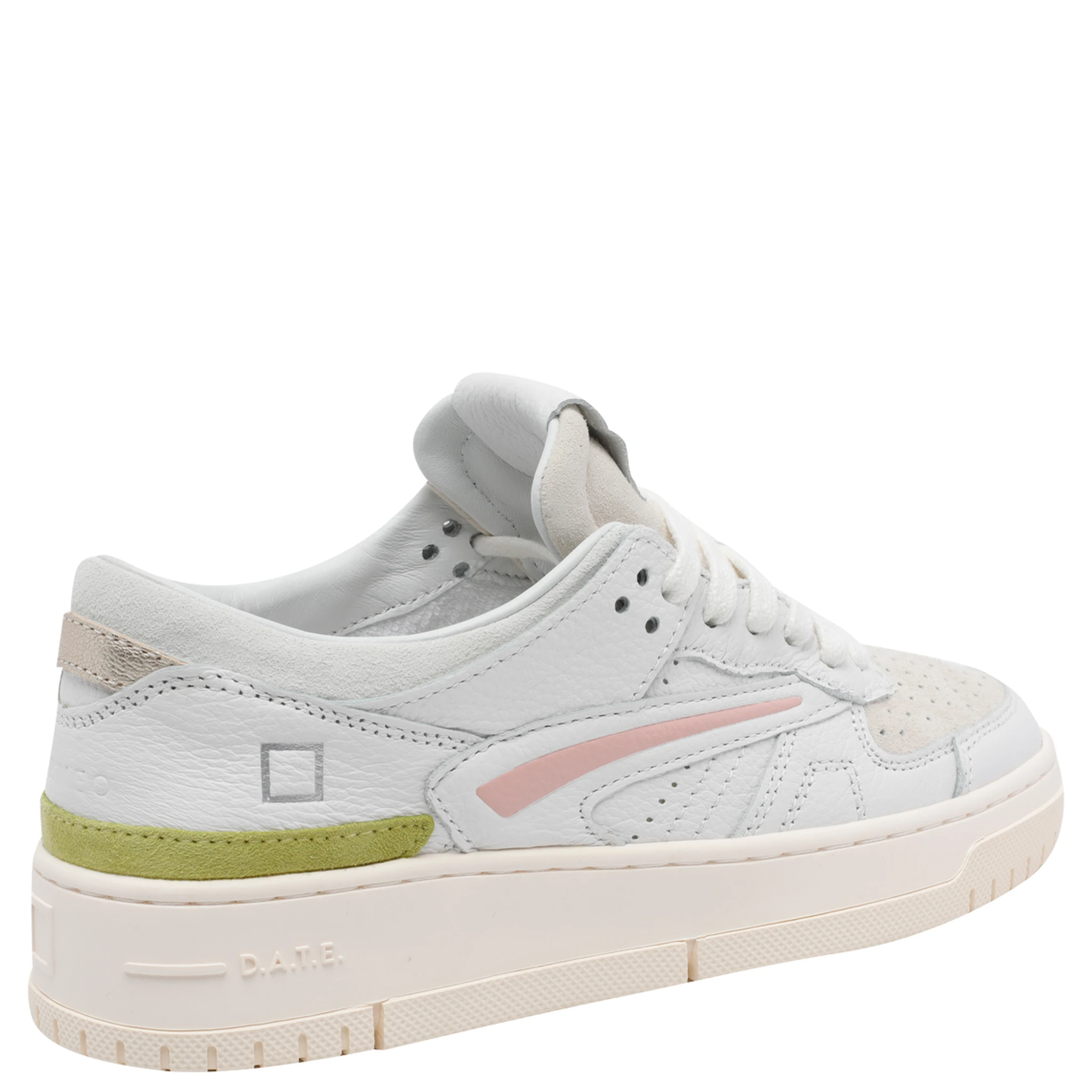 حذاء رياضي أبيض من ديت