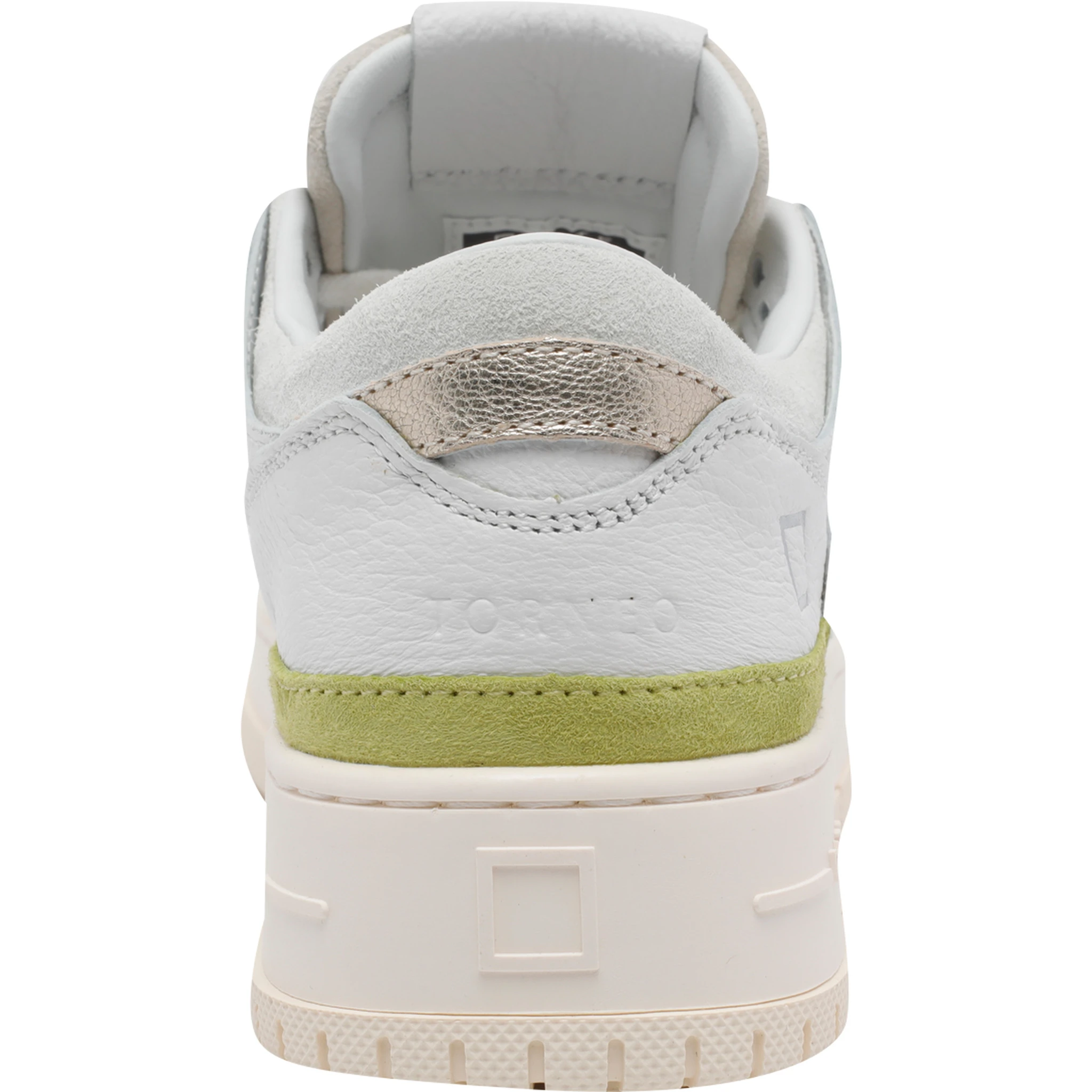 حذاء رياضي أبيض من ديت